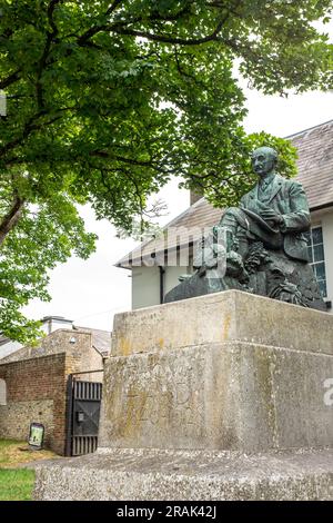 Statue of Thomas Hardy in Dorchester, Dorset, UK Stock Photo