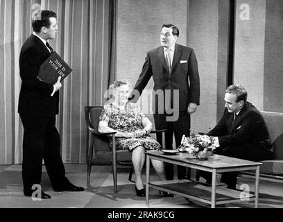 Former Wolverhampton Wanderers and England football captain Billy Wright on This is Your Life with Arthur Colley and Annie Colley and Eamonn Andrews in May 1961 Stock Photo