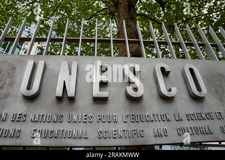 Sign outside the headquarters of UNESCO, an international institution of the United Nations specialized in education, science and culture Stock Photo