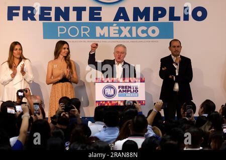 Mexico City, Mexico. 04th July, 2023. July 4, 2023, Mexico City, Mexico: The president of the Chamber of Deputies, Santiago Creel Miranda accompanied by his wife, Paulina Velasco, when registering as a candidate for the candidacy for the Presidency of Mexico, before Marko Cortes, president of the Accion Party Nacional and its general secretary, Cecilia Padron, at the party headquarters in Mexico City. on July 4, 2023 in Mexico City, Mexico (Photo by Luis Barron/Eyepix Group/Sipa USA). Credit: Sipa USA/Alamy Live News Stock Photo