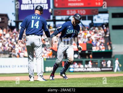 Mariners catcher Cal Raleigh played 18-inning marathon ALDS game