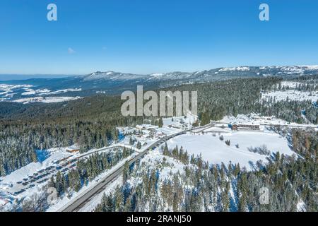 Fantastic winter day in the Großer Arber ski area in the Bavarian Forest Stock Photo