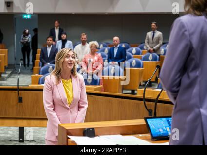 THE HAGUE - Nicole Temmink is installed as a Member of Parliament. The former SP councilor of the municipality of Groningen succeeds Renske Leijten. ANP LEX VAN LIESHOUT netherlands out - belgium out Stock Photo