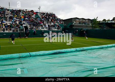 Londres, Inglaterra. 05th July, 2023. Rain again interrupts the 2023 Wimbledon Tournament held in London, England. Credit: Andre Chaco/FotoArena/Alamy Live News Stock Photo