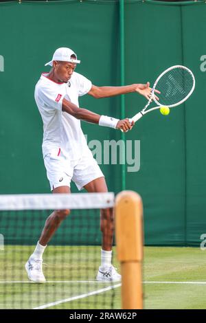 Londres, Inglaterra. 05th July, 2023. Christopher Eubanks (USA) during the 2023 Wimbledon Tournament held in London, England. Credit: Andre Chaco/FotoArena/Alamy Live News Stock Photo