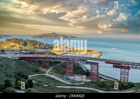 Pinto view 101 highway from Battery Spencer over the north driveway to Horseshoe Bay and Fort Baker. Behind it Angel Island San Fransisco CA USA Stock Photo