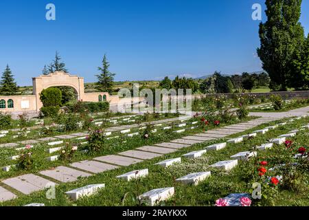 Afyon, Dumlupınar, Türkiye 30 Haziran 2023;Victory Monuments and cemetery in Dumlupinar.The Battle of Dumlupinar was the last battle in the Greco-Turk Stock Photo