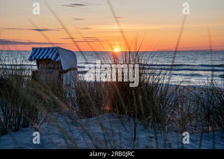 Sunrise on the beach of Thiessow, Baltic Sea, Island Rügen, Mecklenburg-Western Pomerania, Germany Stock Photo