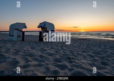 Sunrise on the beach of Thiessow, Baltic Sea, Rügen Island, Mecklenburg-Western Pomerania, Germany Stock Photo