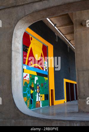 Entry gate to the Palace of Assembly painted by Le Corbusier, Punjab ...