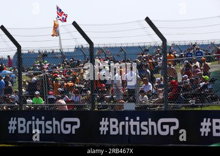 Silverstone, UK. 07th July, 2023. Circuit atmosphere - fans. Formula 1 World Championship, Rd 11, British Grand Prix, Friday 7th July 2023. Silverstone, England. Credit: James Moy/Alamy Live News Stock Photo
