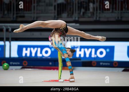 Darja VARFOLOMEEV wins the singles all-around, Darja VARFOLOMEEV, TSV Schmiden, action with the clubs, gymnastics, rhythmic gymnastics, singles all-around, on July 6th, 2023 in Duesseldorf/Germany. The finals 2023 Rhine-Ruhr from 06.07 - 09.07.2023 Stock Photo