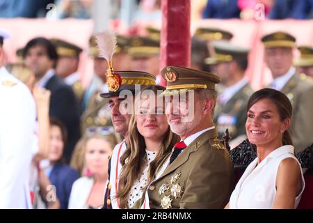 Zaragoza, Aragon, Spain. 7th July, 2023. Spain's KING FELIPE VI, QUEEN LETIZIA and Crown PRINCESS LEONOR attend the Presentation of Royal Dispatches of Employment at the General Military Academy at General Military Academy in Zaragoza, Spain. (Credit Image: © Jack Abuin/ZUMA Press Wire) EDITORIAL USAGE ONLY! Not for Commercial USAGE! Stock Photo
