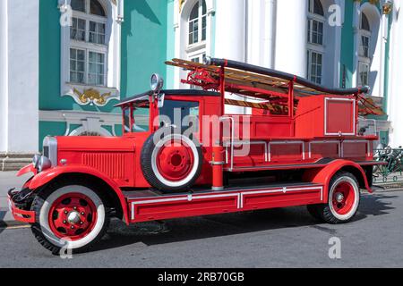 SAINT PETERSBURG, RUSSIA - JUNE 30, 2023: Fire truck PMZ-1 based on ZIS-11 close-up. Preparations for the parade in honor of the 220th anniversary of Stock Photo