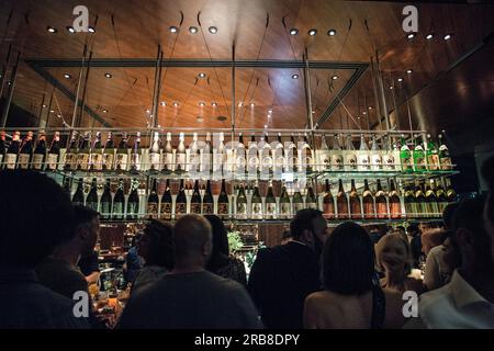 UNITED ARAB EMIRATES / Dubai /Bar with bartender at Zuma Restaurant in Dubai  United Arab Emirates Stock Photo - Alamy