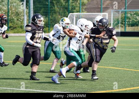 National womens american football league hi-res stock photography and  images - Page 2 - Alamy