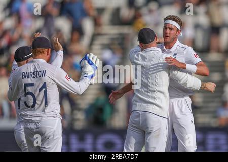 Stuart Broad of England celebrates bowling out Todd Murphy of Australia by LBW during the LV= Insurance Ashes Third Test Series Day 3 England v Australia at Headingley Stadium, Leeds, United Kingdom, 8th July 2023  (Photo by Mark Cosgrove/News Images) Stock Photo