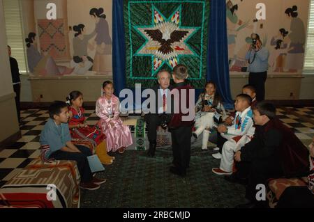 Launching event at Main Interior for the Bureau of Indian Education's 'BIE READS' reading and math skills improvement program, with Secretary Dirk Kempthorne joining Assistant Secretary for Indian Affairs Carl Artman and Bureau of Indian Education Acting Director Kevin Skenandore, among other officials, along with students and faculty from Bureau of Indian Education-funded schools on the Puyallup Indian Reservation in Washington, the Jemez Pueblo in New Mexico, and the Alamo Navajo Indian Reservation in New Mexico Stock Photo