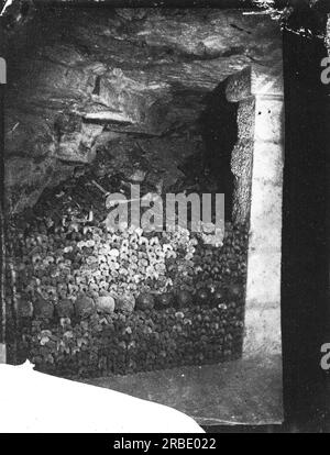 Catacombes De Paris 1861 By Felix Nadar Stock Photo Alamy catacombes-de-paris-1861-by-felix-nadar-stock-photo-alamy