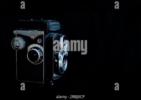 vintage Yashica 635 film photo camera Stock Photo