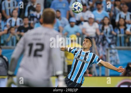 RS - PORTO ALEGRE - 09/07/2023 - BRASILEIRO A 2023, GREMIO X BOTAFOGO - Luis Suarez, a Gremio player, plays against Lucas Perri, Botafogo goalkeeper, during a match at the Arena do Gremio stadium for the Brazilian championship A 2023. Photo: Pedro H. Tesch/AGIF/Sipa USA Stock Photo