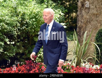 London, UK. 10th July, 2023. US President Joe Biden arrives to meet British Prime Minister Rishi Sunak in Downing Street, London. Credit: SOPA Images Limited/Alamy Live News Stock Photo