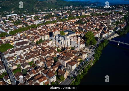 France, Lot (46), Cahors, general view of the town, Lot valley, Quercy Stock Photo