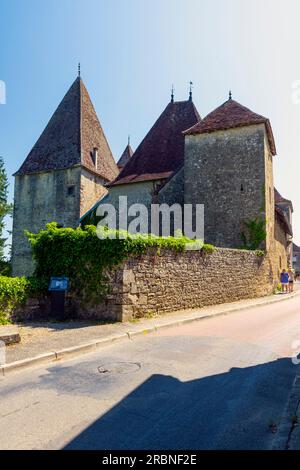 Chevance d'Or, 16th century house, Rue Honoré Chapuis, Arlay, Jura, France. Stock Photo