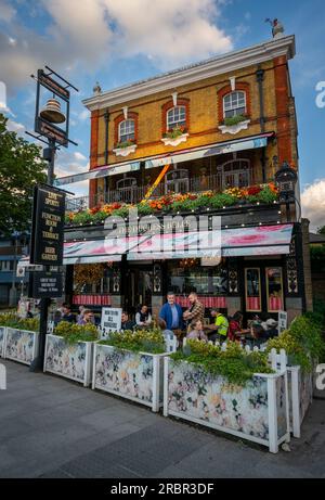 Battersea, London, UK: The Duchess Belle pub on Battersea Park Road ...