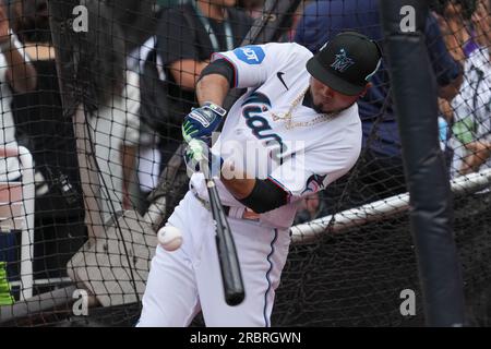 National League's Luis Arraez, of the Miami Marlins, hits an RBI single  during the fourth inning of the MLB All-Star baseball game in Seattle,  Tuesday, July 11, 2023. (AP Photo/John Froschauer Stock