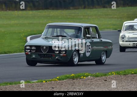 Steve Monk, Alfa Romeo Giulia Berlina, An event featuring two distinct grids, HRDC Dunlop Allstars for pre-1966 Sports, GT and Touring Cars. The Allst Stock Photo