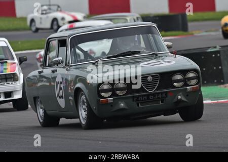 Steve Monk, Alfa Romeo Giulia Berlina, An event featuring two distinct grids, HRDC Dunlop Allstars for pre-1966 Sports, GT and Touring Cars. The Allst Stock Photo