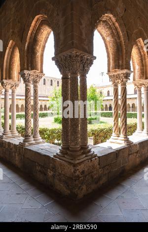 Cloister of Monreale cathedral, Sicily, Italy Stock Photo