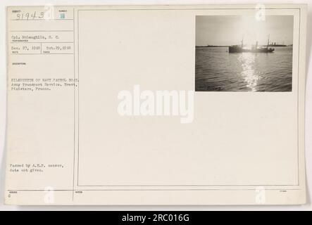 https://l450v.alamy.com/450v/2rc016g/silhouette-of-a-navy-patrol-boat-taken-on-oct29-1918-by-cpl-mclaughlin-s-c-during-world-war-one-the-photo-was-captured-in-brest-finistere-france-and-falls-under-the-reco-category-with-the-number-b-the-image-is-authorized-and-passed-by-the-aef-censor-noteb-the-date-of-censorship-is-not-mentioned-2rc016g.jpg