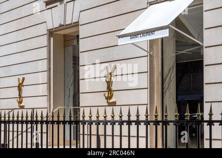 YVES SAINT LAURENT BOUTIQUE CHAMPS ELYSEES Stock Photo Alamy