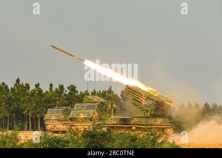 HUAIBEI, CHINA - JULY 10, 2023 - Rocket launchers conduct fire strikes in Huaibei City, Anhui province, China, July 10, 2023. Stock Photo