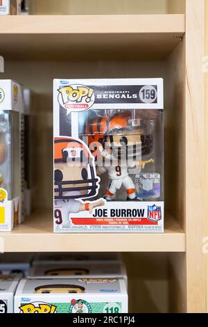 FUNKO POP NFL FOOTBALL STARS - 159 JOE BURROW - CINCINNATI BENGALS