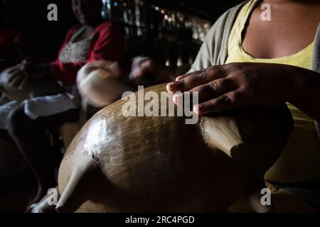 Aratuipe, Bahia, Brazil - August 31, 2018: Potters working on making ceramic pieces in Maragoipinho, city of Aratuipe, Bahia. Stock Photo
