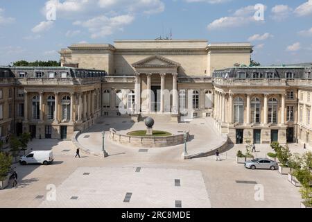 Paris, France. 08th June, 2023. View of the inner courtyard of the French National Assembly in Paris on June 8, 2023. Photo by Raphael Lafargue/ABACAPRESS.COM Credit: Abaca Press/Alamy Live News Stock Photo