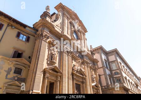 Piazza San Firenze is a square in the historic center of Florence, Tuscany, Italy. Stock Photo