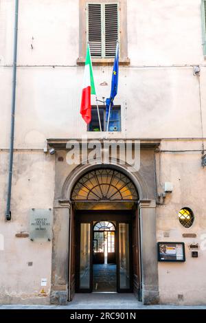 Florence, Italy - April 5, 2022: The Opificio delle pietre dure, literally, Workshop of semi-precious stones, is a public institute of the Italian Min Stock Photo