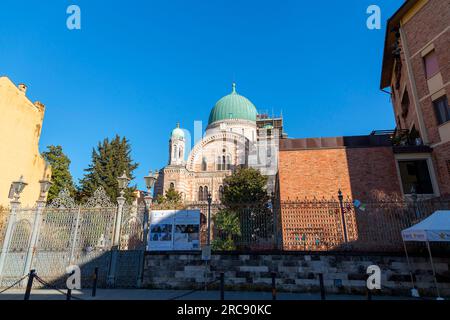 Florence, Italy - April 5, 2022: The Great Synagogue of Florence or Tempio Maggiore is one of the largest synagogues in South-central Europe, situated Stock Photo