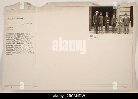 American Socialist pro-war mission posing for a photograph in Paris, France, on July 29, 1918. The group consists of A.M. Simons, Chairman from Milwaukee, Wisconsin; Louis Kopelin from Girard, Kansas; Alexander Kerensky, former Russian Premier; Charles E. Russell from New York City; John Spargo from New York City; and Alexander Howet from Pittsburgh. The photo was taken at Hotel Terminus in Paris. Stock Photo