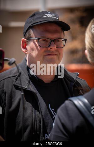 West Hollywood, California, USA. 13th July, 2023. Duncan Crabtree-Ireland, SAG-AFTRA National Executive Director and Chief Negotiator, speaks to press at SAG-AFTRA Plaza after announcing plans to strike for better contracts from entertainment moguls for the benefit of union workers. (Credit Image: © Jake Lee Green/ZUMA Press Wire) EDITORIAL USAGE ONLY! Not for Commercial USAGE! Stock Photo