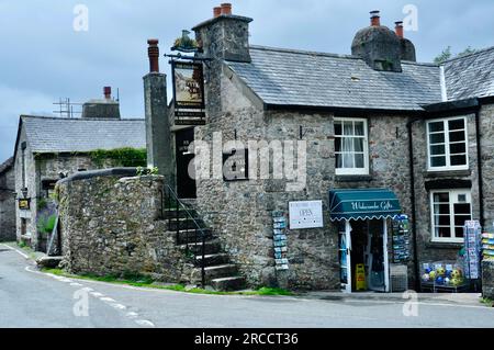 Suzan Vagoose - The Old Inn, Widecombe in the Moor, Devon, England, UK - Traditional stone build English Pub Stock Photo