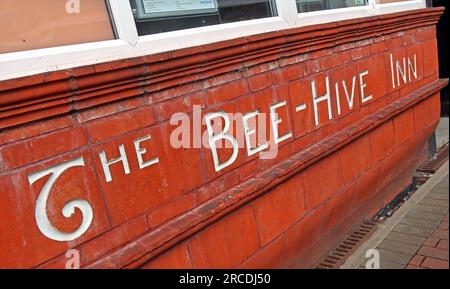 The old Bee-Hive Inn, red-brick pub at 44 High Street, Northwich, Cheshire, UK, CW9 5BE, now an estate agents office Stock Photo