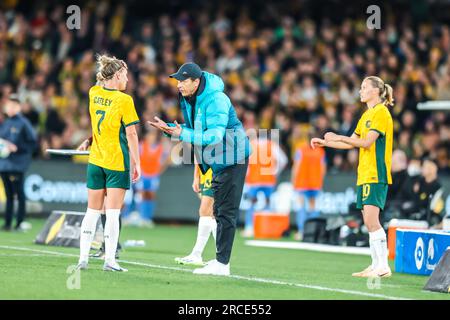 Melbourne, Victoria, Australia. 14th July, 2023. MELBOURNE, AUSTRALIA - JULY 14 : Tony Gustavsson, head coach of Australia Matildas gives instructions to Steph Catley of Australia as Australia plays France in the World Cup 2023 Send Off friendly match on 14th July 2023 (Credit Image: © Chris Putnam/ZUMA Press Wire) EDITORIAL USAGE ONLY! Not for Commercial USAGE! Stock Photo