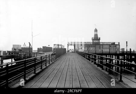 Southend on Sea Pier 1925 Britain Stock Photo