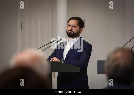 Madrid, Spain. 14th July, 2023. The President of the Republic of Chile, Gabriel Boric addresses the media during the event. The President of the Government of Spain, Pedro Sánchez, received Gabriel Boric, President of the Republic of Chile, at the Moncloa Palace a few days before the EU-CELAC Summit was held in Brussels, which will bring together the heads of State and Government from both sides of the Atlantic for the first time since 2015. Credit: SOPA Images Limited/Alamy Live News Stock Photo