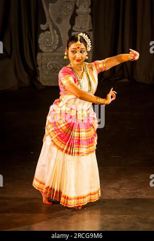 Http://media, mohiniyattam HD phone wallpaper | Pxfuel